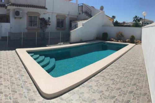 Фотография гостевого дома Large villa perfect for families