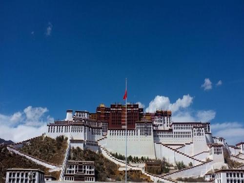 Фотография гостиницы Lavande Hotel (Lhasa City Government Xizang University Branch)