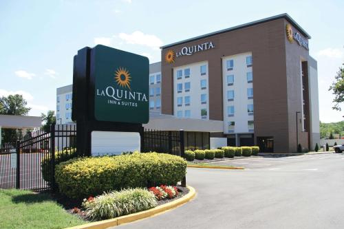 Фотография гостиницы La Quinta Inn & Suites by Wyndham DC Metro Capital Beltway
