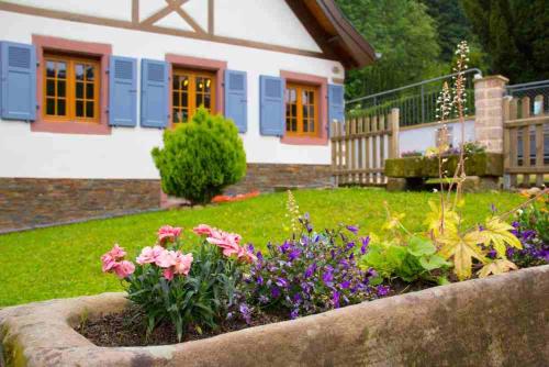 Фотография гостевого дома Gîte de la Chapelle des Mineurs