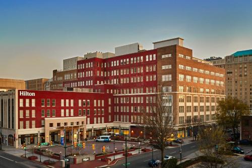 Фотография гостиницы Hilton Richmond Downtown