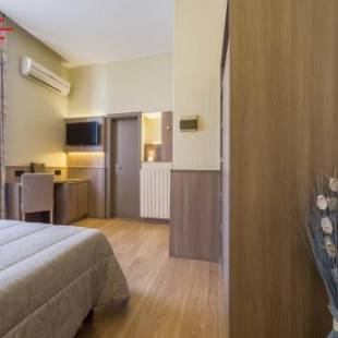 Фотографии гостиницы
Hotel Est Piombino