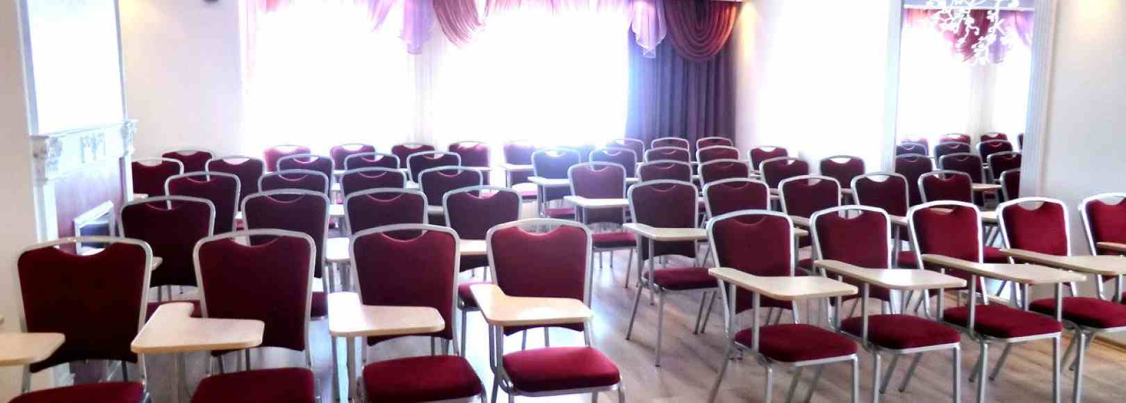 Фотография комнаты для переговоров Космос