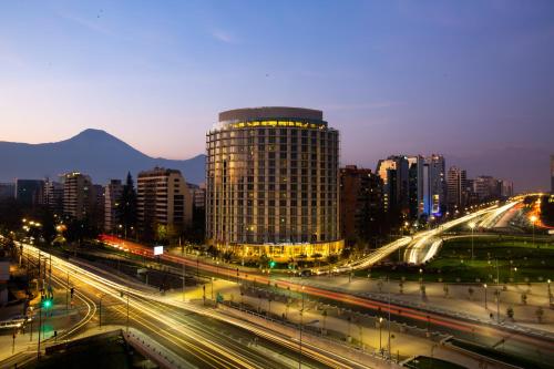 Фотография гостиницы DoubleTree by Hilton Santiago Kennedy, Chile