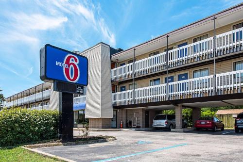 Фотография гостиницы Motel 6-Norfolk, VA - Oceanview