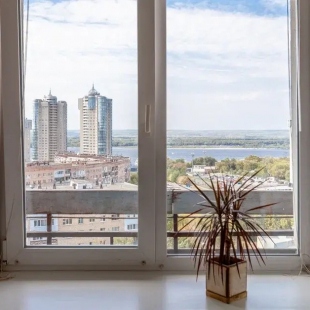 Фотография квартиры Квартира с джакузи шикарным видом на Волгу в центре Самары