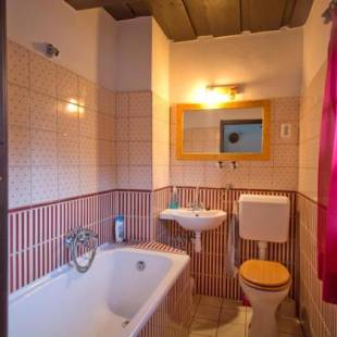 Фотографии гостевого дома
Csörgő Vendégházak