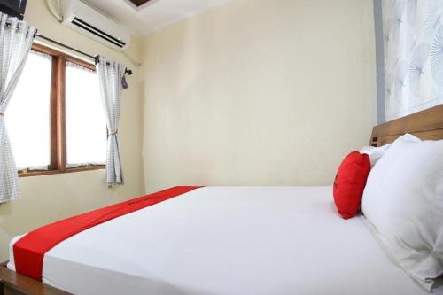 Фотография гостиницы RedDoorz Premium near Bandung Station