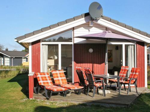 Фотография гостевого дома Two-Bedroom Holiday home in Grömitz 9