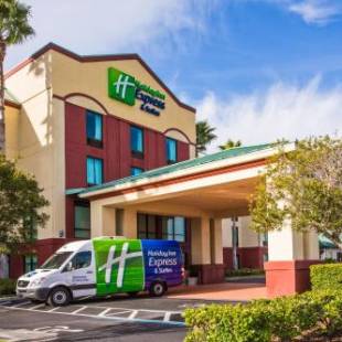 Фотографии гостиницы 
            Holiday Inn Express Hotel & Suites Tampa-Oldsmar, an IHG Hotel