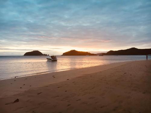 Фотография мини отеля By The Sea Koh Mak Boutique Guesthouse