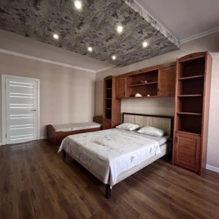 Фотография квартиры Квартира на Александра Покрышкина, 4/4 (325)