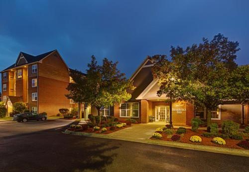 Фотография апарт отеля Residence Inn by Marriott Detroit Livonia