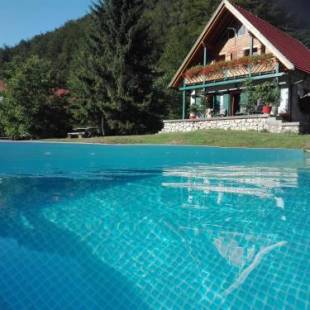 Фотографии гостевого дома
Pensiunea Ioana