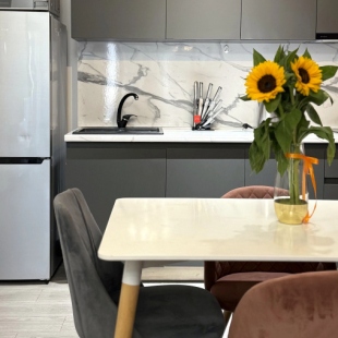 Фотография квартиры Апартаменты с 2 спальнями и балконом в центре города от Sweet Home