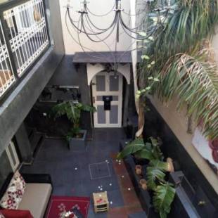 Фотографии мини отеля
Diamant La Ville Rouge