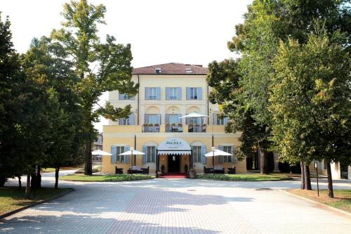 Фотография гостиницы Rechigi Park Hotel