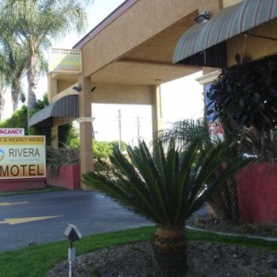 Фотография мотеля Rivera Inn & Suites Motel