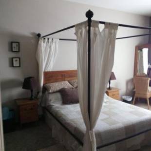 Фотографии гостевого дома 
            Home From Home