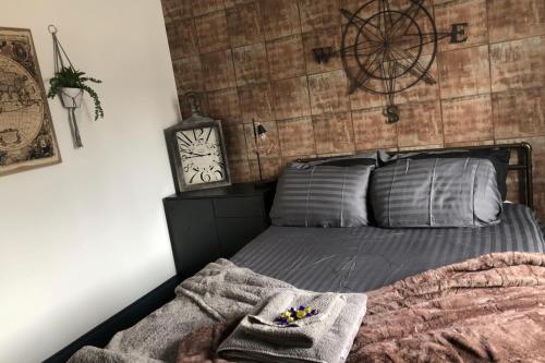 Фотография гостевого дома Stainsby House 4 Bedrooms Workstays UK