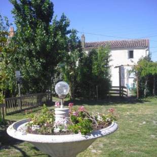 Фотографии гостевого дома
Les jardins de VIX