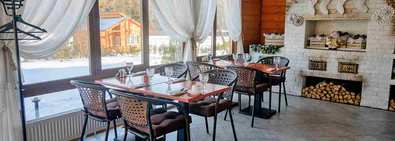 Фотография банкетного зала Золотые Караси