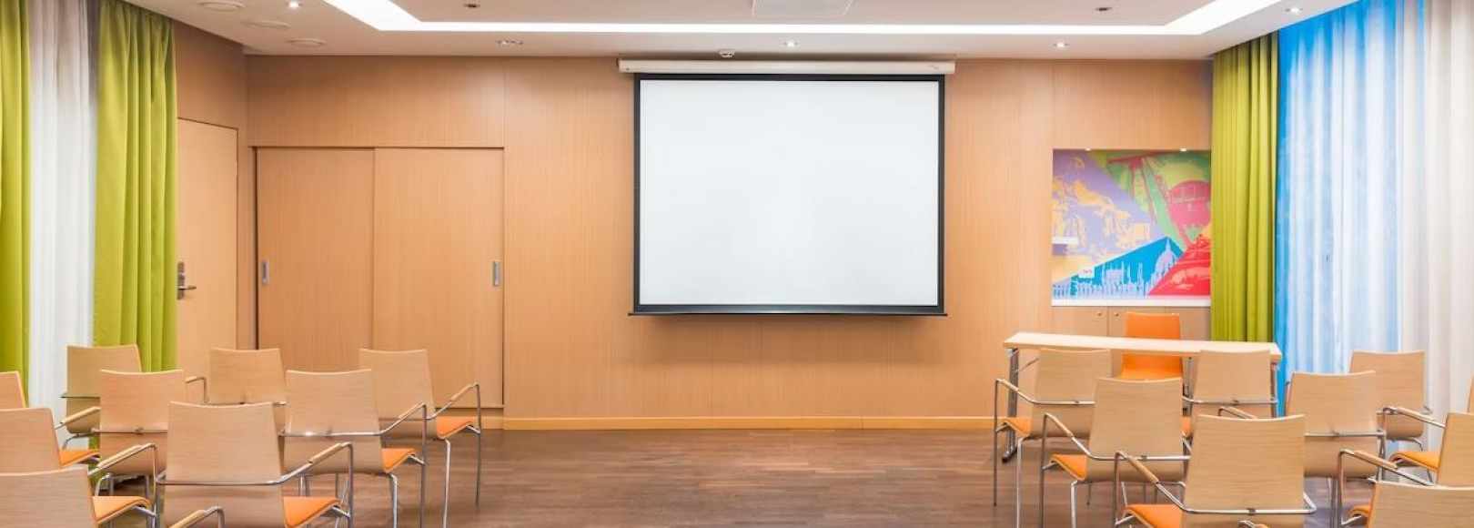 Фотография конференц-зала Конференц-зал 14