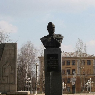 Фотография памятника Памятник В.Ф. Полякову