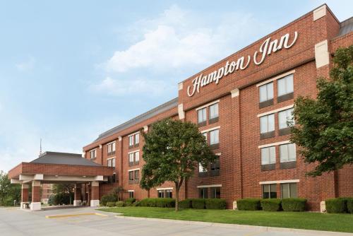 Фотография гостиницы Hampton Inn West Des Moines Lake Drive