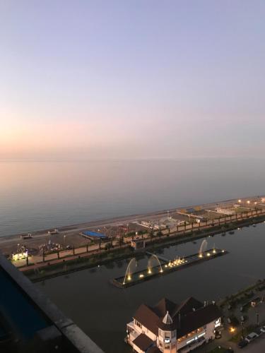 Фотографии гостиницы 
            Orbi City