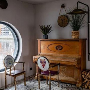 Фотография Коттеджа White Mare на Петроградской (Вайт Маре)