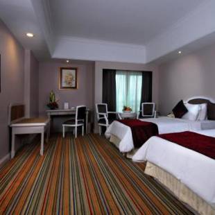 Фотографии гостиницы
Berjaya Waterfront Hotel