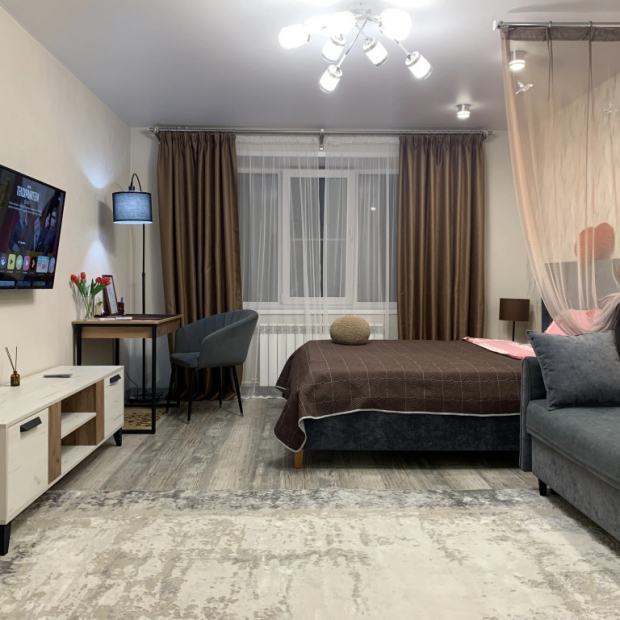 Фотографии квартиры 
            2-х комнатная новая, чистая, уютная и просторная квартира рядом с Набережной