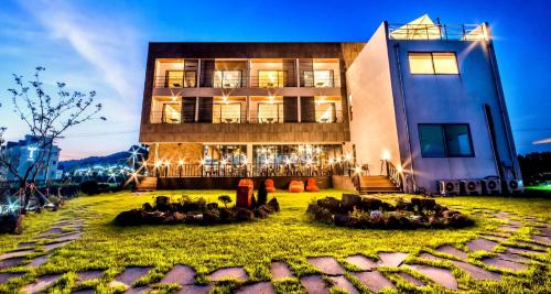 Фотография гостиницы Lucid M