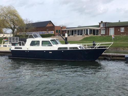 Фотография мини отеля Boot & Breakfast - slapen op het water