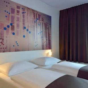 Фотографии гостиницы 
            B&B Hotel Köln-Troisdorf