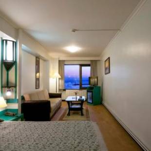 Фотографии гостиницы
Kadıköy Rıhtım Hotel