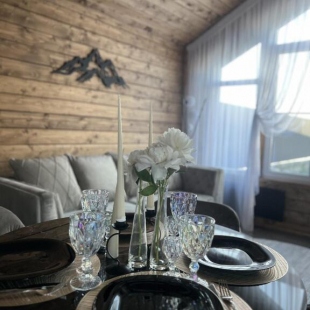 Фотография Коттеджа Дом Вокруг света