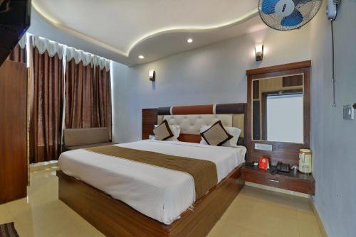 Фотография гостиницы OYO 6388 Hotel NR Inn