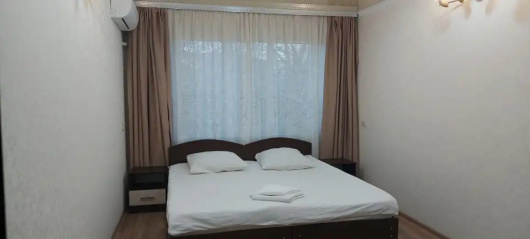 Фотографии квартиры 
            Квартира 2-х комнатная в центре