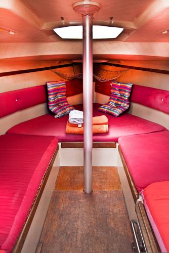 Фотография мини отеля VRS - Low Cost Beach Boat