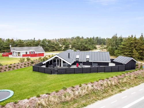 Фотография гостевого дома Holiday home Blåvand CLXXXVII
