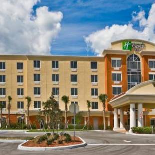 Фотографии гостиницы 
            Holiday Inn Express Hotel & Suites Port St. Lucie West, an IHG Hotel
