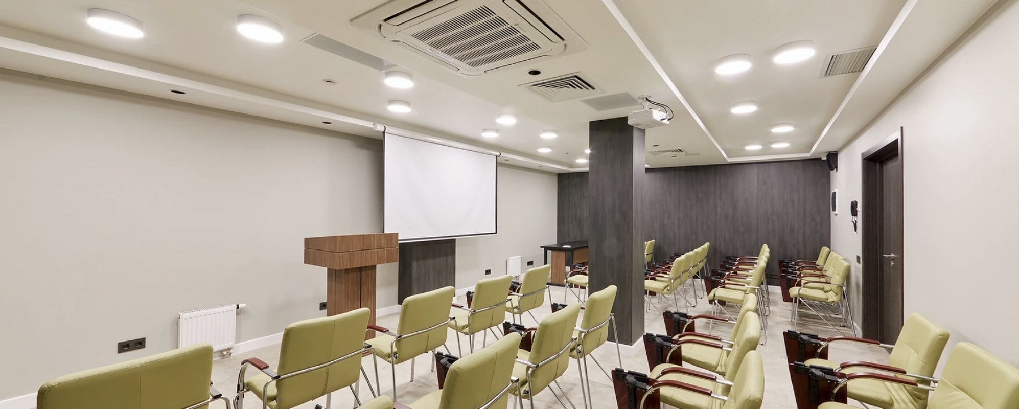 Фотографии конференц-зала Мегаполис Отель Набережная