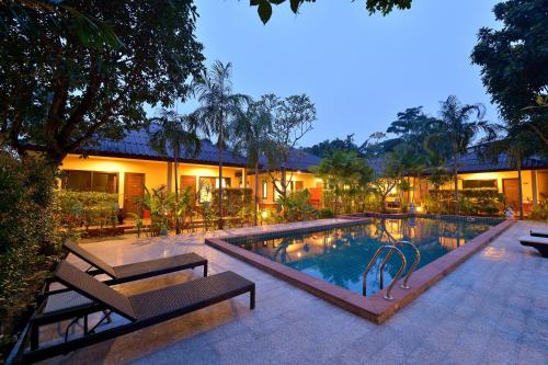 Фотография гостиницы Happy Cottage