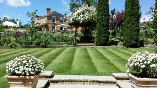 Фотография мини отеля Rookwood Farmhouse B&B