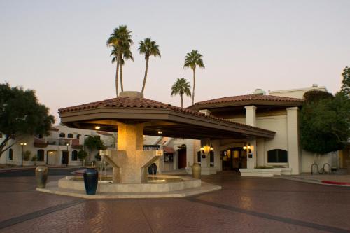 Фотография гостиницы Scottsdale Camelback Resort