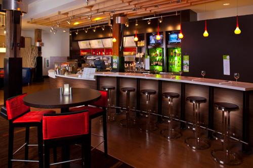 Фотография гостиницы Courtyard by Marriott New Orleans Downtown/Convention Center