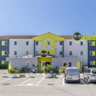 Фотографии гостиницы 
            B&B Hôtel Fréjus Roquebrune-sur-Argens