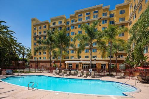 Фотография гостиницы Residence Inn by Marriott Anaheim Resort Area/Garden Grove